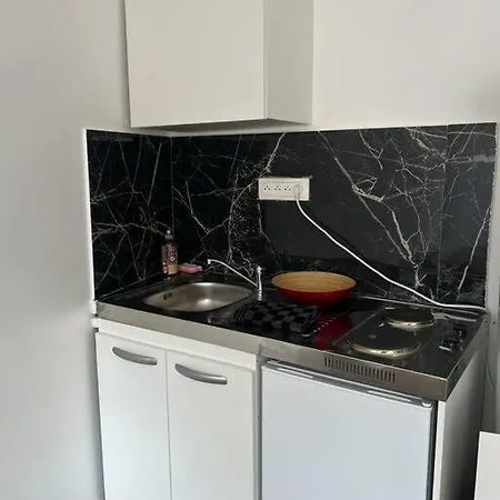 Parisien Duplex A Montreuil