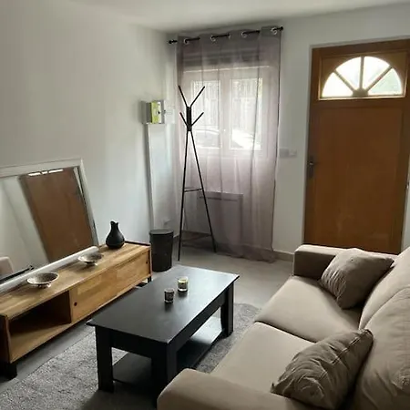 Parisien Duplex A Montreuil *